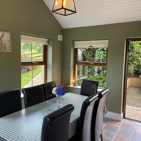 Meadow Farm Apartmán *